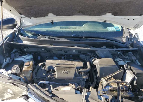 2016 Toyota Rav4 Le z USA, uszkodzony, nr VIN JTMBFREV7GJ063648